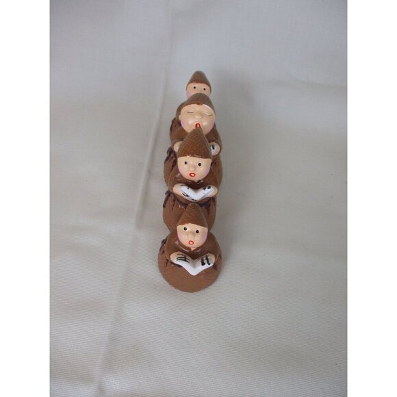 Singing‎ Monk Figurines Department 56 Heritage villag, Christmas Caroling - Picture 3 of 8